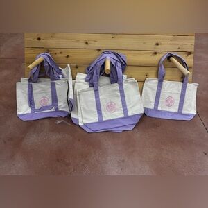 TRADER JOE’S NWT LARGE LAVENDER PURPLE TOTES SET OF 2